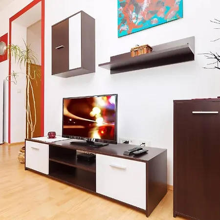 Moderne Mit Jacuzzi Apartment Liznjan