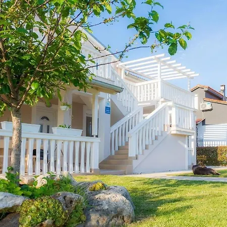 Moderne Mit Jacuzzi Apartamento *