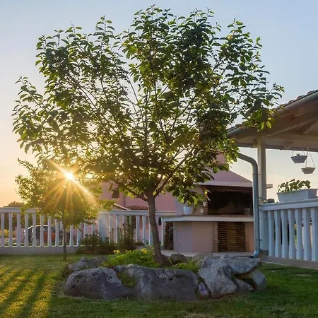 Apartman Moderne Mit Jacuzzi Liznjan